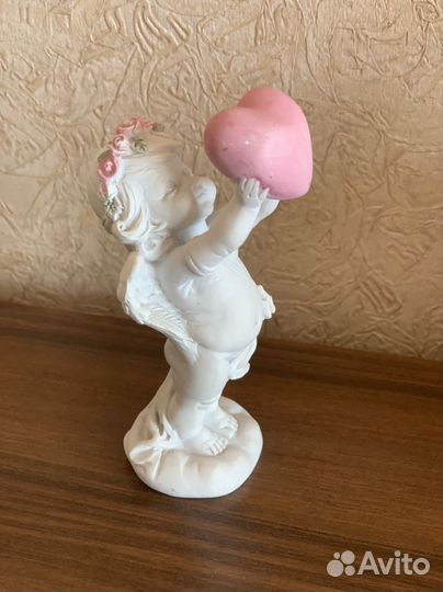 Фарфоровые статуэтки, декоративные фигурки