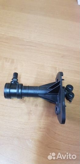 Форсунка омывателя передняя правая Audi Q7 3.0