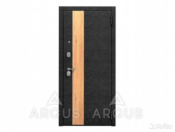 Входная дверь с зеркалом