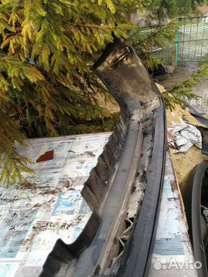 Бампер задний Audi 80 B3