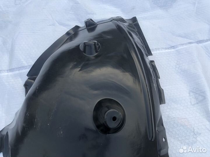 Подкрылок передний левый Bmw X7 G07 2019-2022