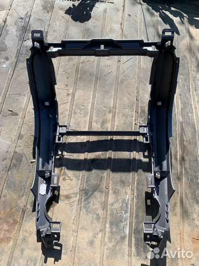 Центральная консоль Honda Cr-V 3