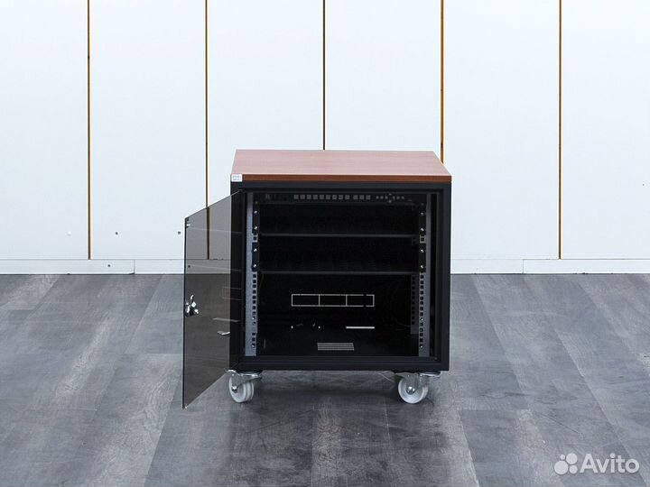 Телекоммуникационный напольный серверный шкаф zpas