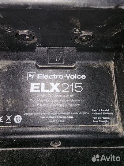 Electro-Voice ELX215 акустическая система 2-полос