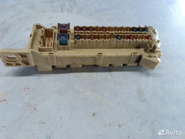 Блок предохранителе Mazda MPV lwew FS 2.0