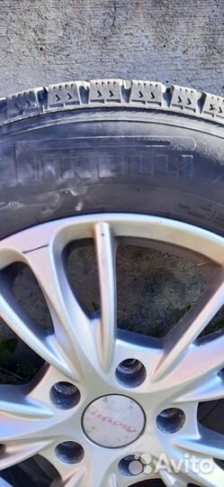 Pirelli Ice Zero 195/65 R15 95T