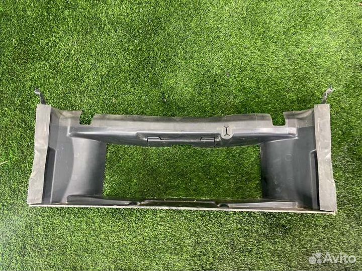 Дефлектор радиатора передний Bmw 3 F30 N47D20 2012