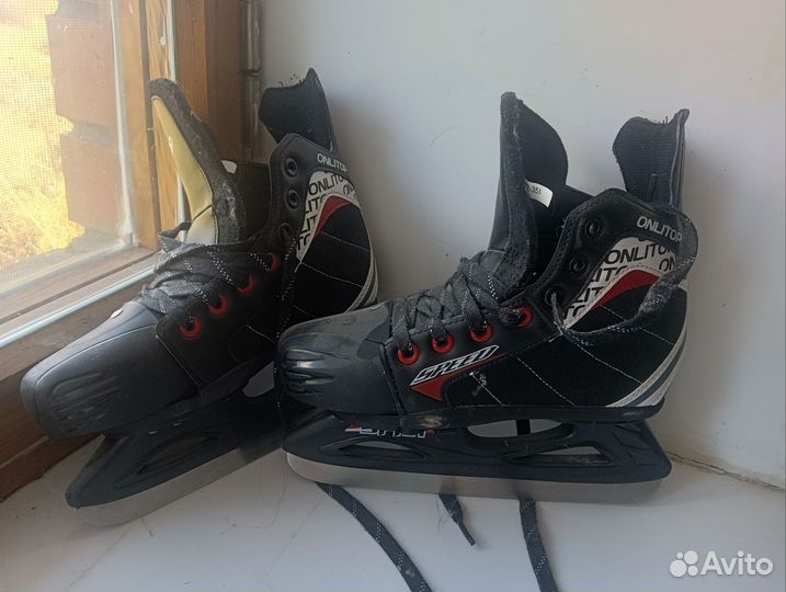 Коньки хоккейные 32-35