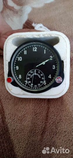 Часы авиационные