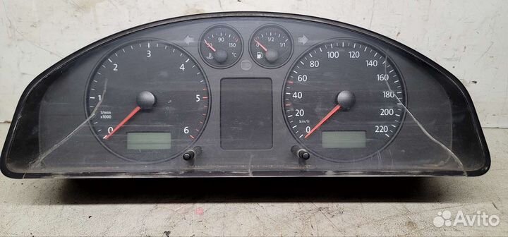 Панель приборов 2.5 AXD VW Transporter 2005