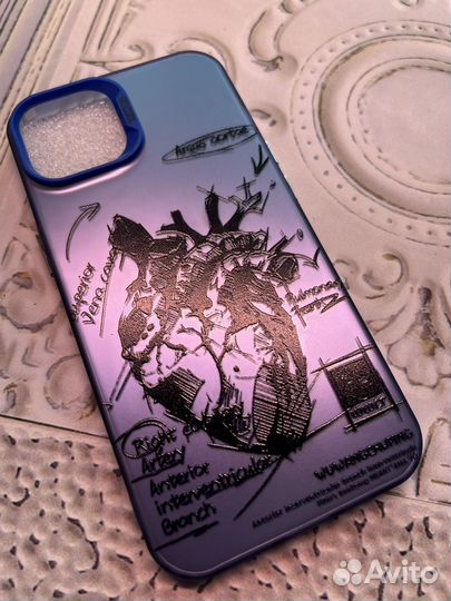 Чехол на iPhone 14