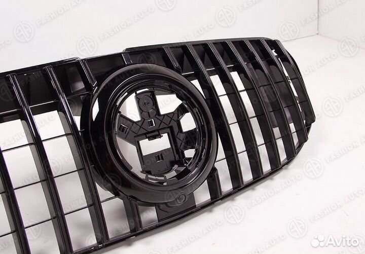 Решетка радиатора GT Mercedes GLS X167 черная