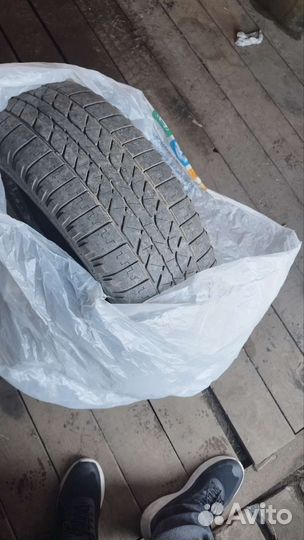 Michelin 4x4 Synchrone 215/65 R16