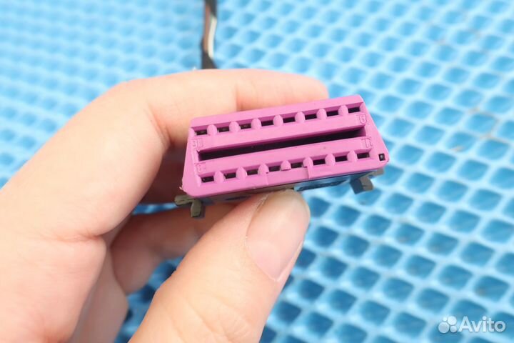 Разъем VAG 3A0972695A