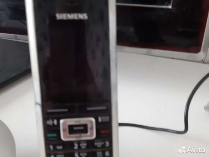 Стационарный телефон