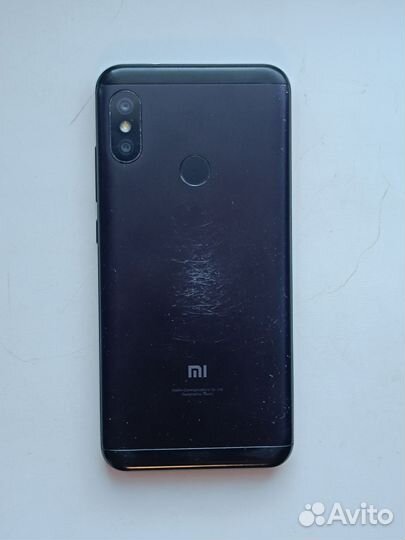 Xiaomi Mi A2 Lite Android One, 4/32 ГБ