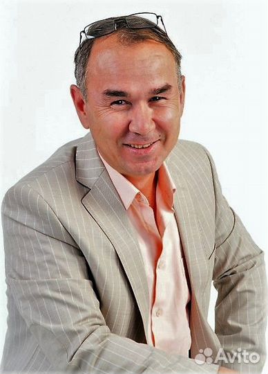 Автор-сценарист, ведущий-тамада-певец