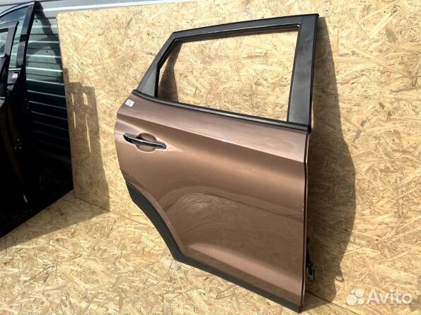 Дверь Hyundai Tucson 3 задняя правая