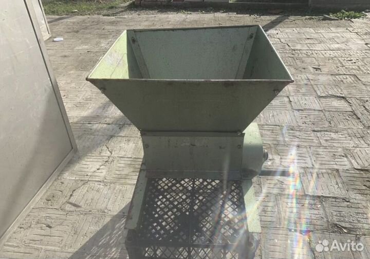 Дробилка для винограда