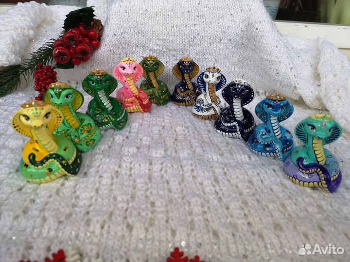 Фарфоровая ёлочная игрушка