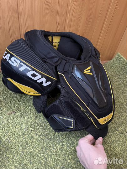 Нагрудник хоккейный Easton JR M/M
