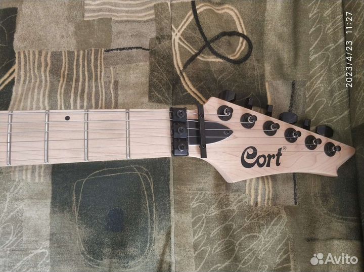 Электрогитара cort x300
