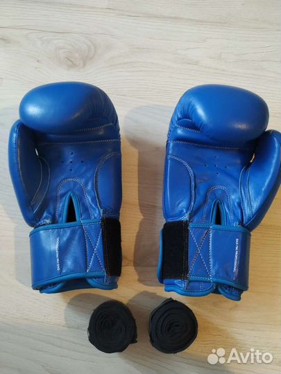 Кожаные боксерские перчатки 12 oz + лента