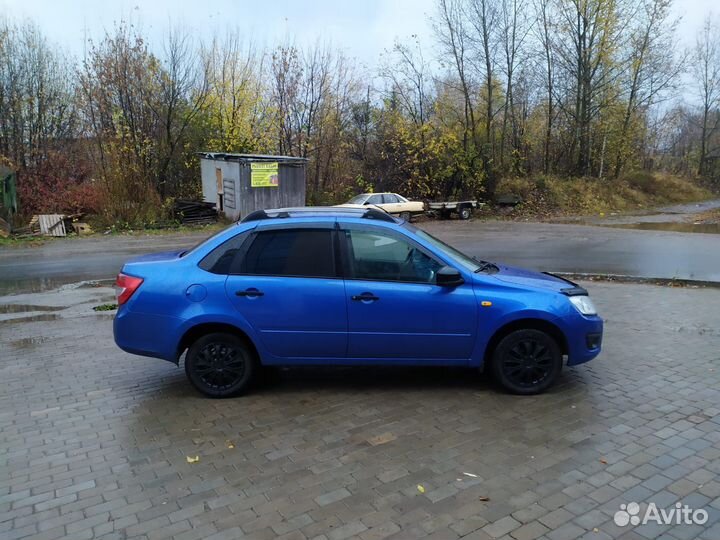 LADA Granta 1.6 МТ, 2017, 190 000 км