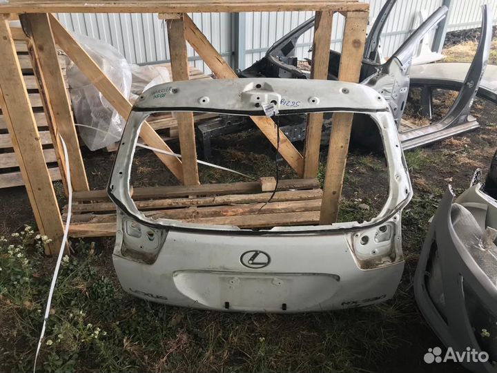 Крышка багажника на Лексус RX 300 от 2003