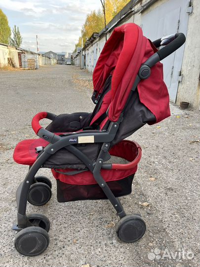 Прогулочная коляска chicco