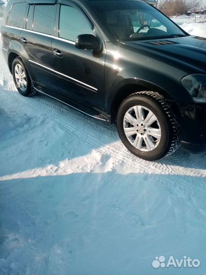 Оренда свадебного авто Mercedes Benz