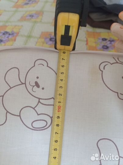 Детская кроватка с маятником