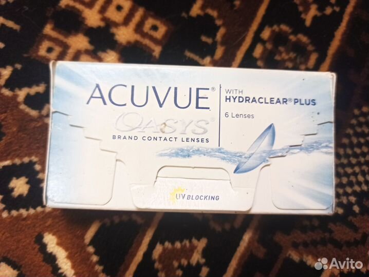 Продам контактные линзы