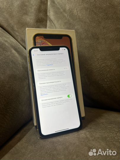 iPhone Xr, 64 ГБ