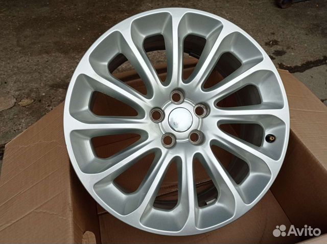 Диски Range Rover Vogue R20 оригинал