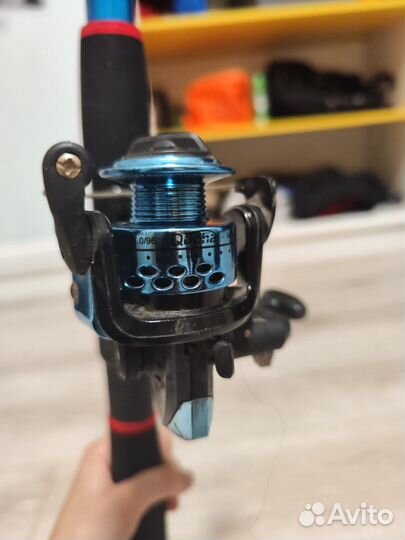 Спининг с катушкой б/у