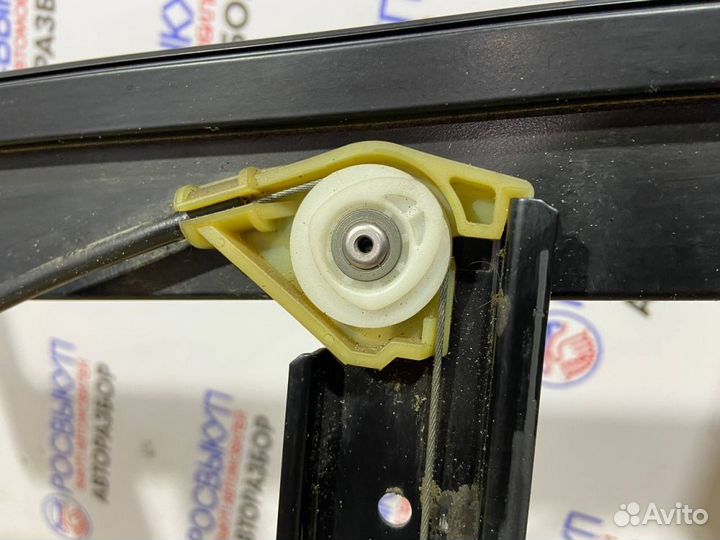 Стеклоподъемник Volkswagen Touareg 7L