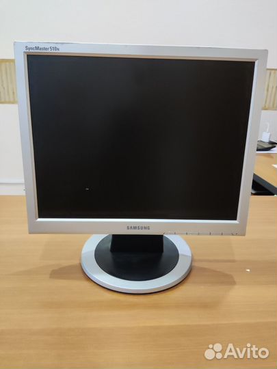 Монитор Samsung 15