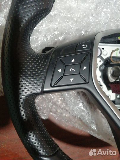 Руль w212