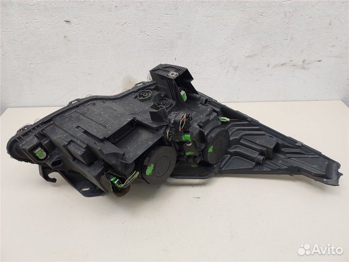 Фара (передняя) Peugeot 3008, 2011