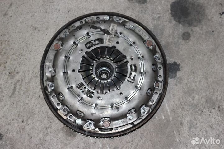 Маховик BMW 5 F10/F11/GT F07 2012 21207594958