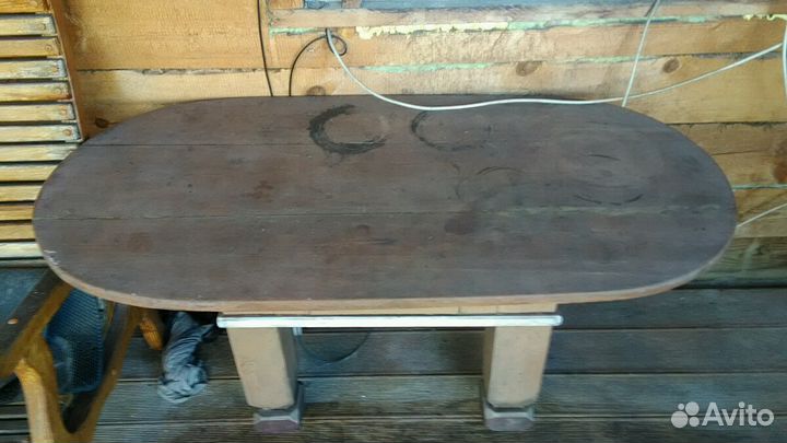 Старинный стол