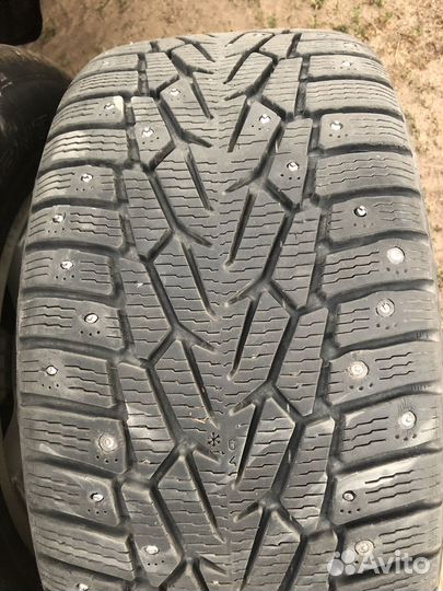 Nokian Tyres Hakkapeliitta 7 235/35 R19