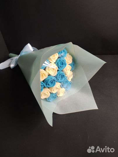 Розы из Белого Шоколада - 19 шт в Букете