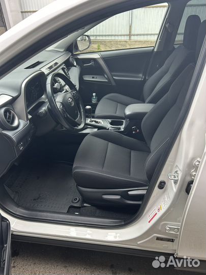 Toyota RAV4 2.0 CVT, 2018, 73 257 км