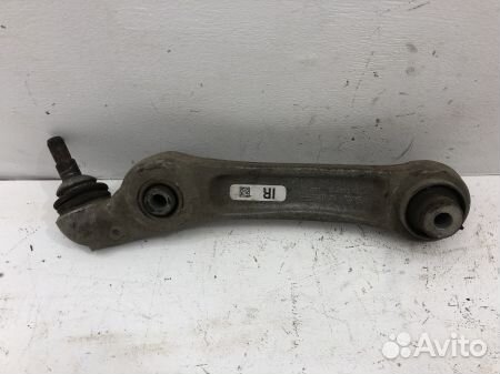 Рычаг передний правый нижний поперечный