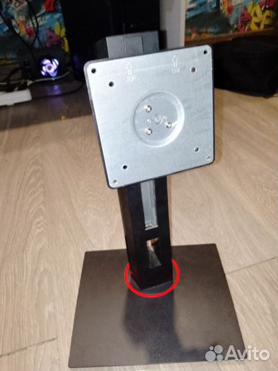 Кронштейн для монитора