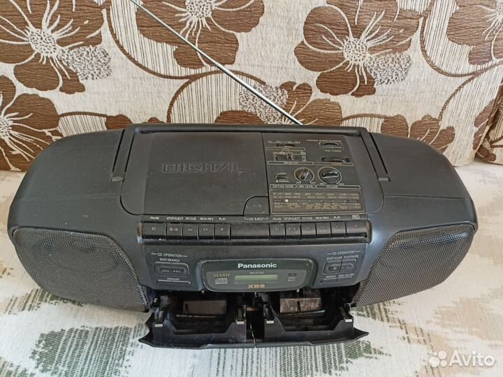 Магнитофон бумбокс Panasonic