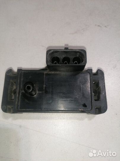 Датчик давления во впускном газопроводе Renault