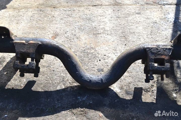 Балка вспомогательного моста MAN TGA 26.410 (01.00